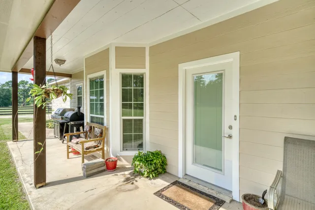 a view of a entryway door of the house