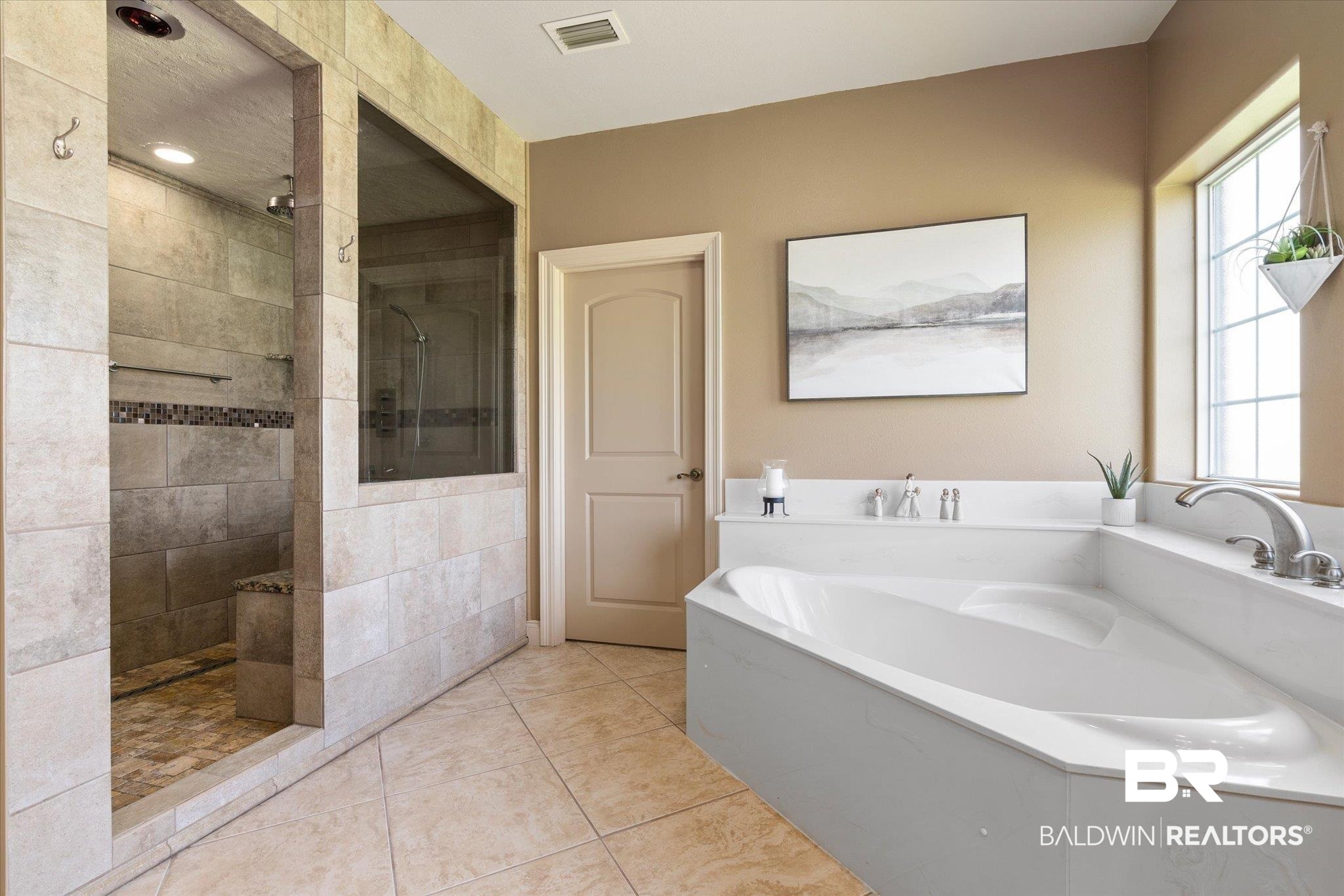 26513 County Road 32 Elberta, AL 36530 - Photo 16 of 47 Primary Bath