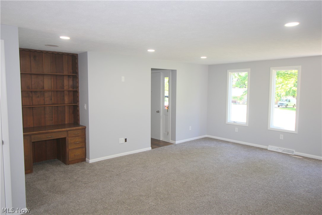 9786 Sterling Road Rittman, OH 44270 - Photo 3 of 17 Gallery Image 3