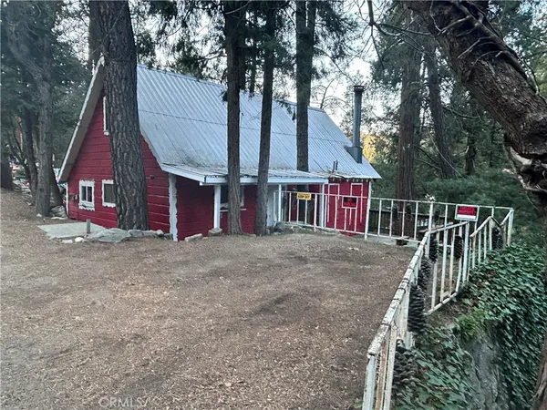 $250,000 | 23412 Knapps Cutoff, Crestline, CA 92325