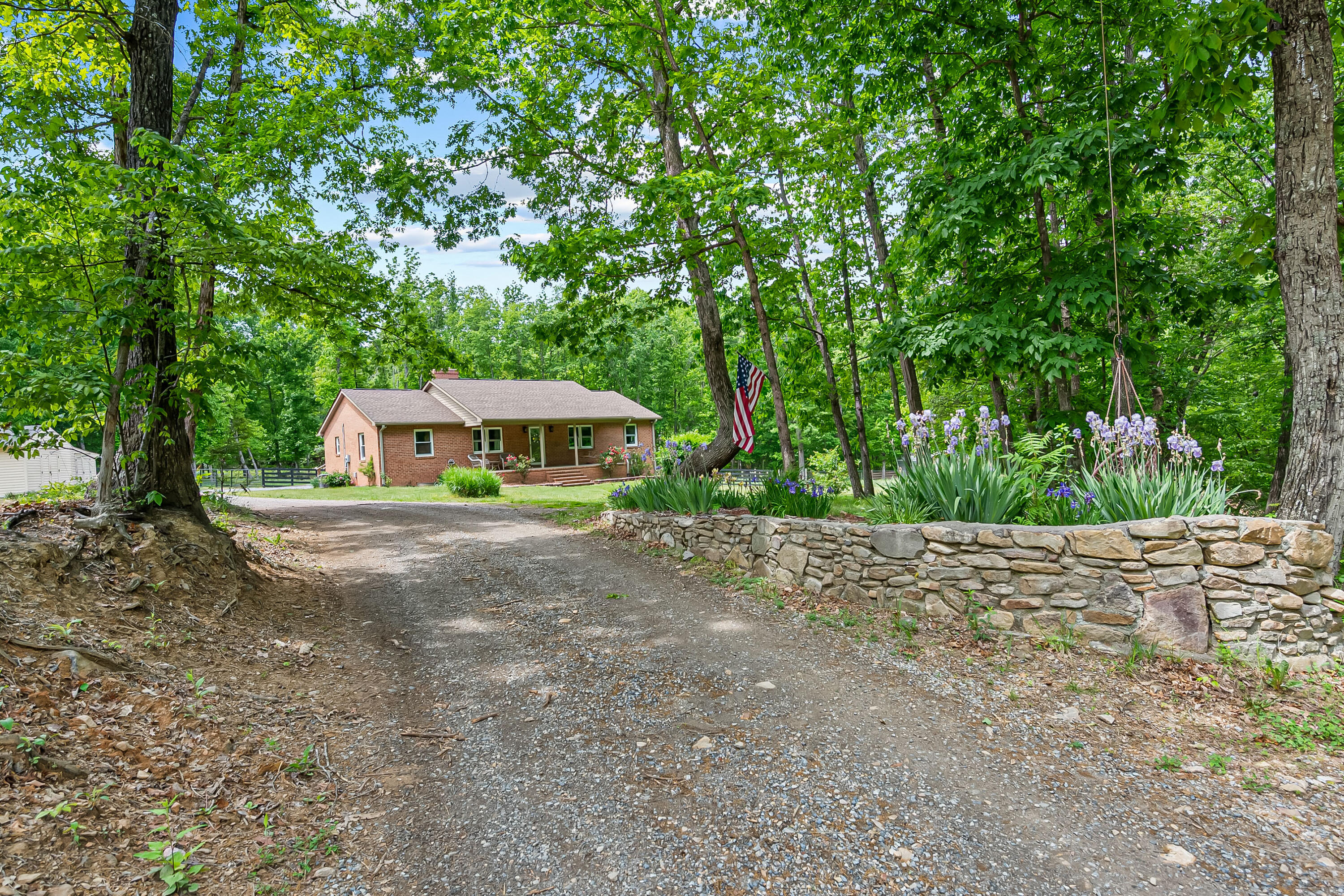 1365 Brake Road Elliston, VA 24087 - Photo 60 of 98 elliston va-58