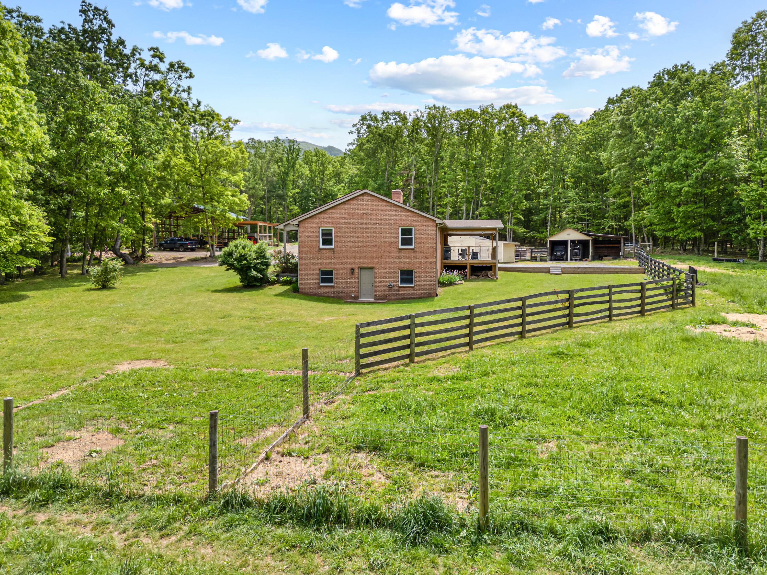 1365 Brake Road Elliston, VA 24087 - Photo 88 of 98 elliston va-86