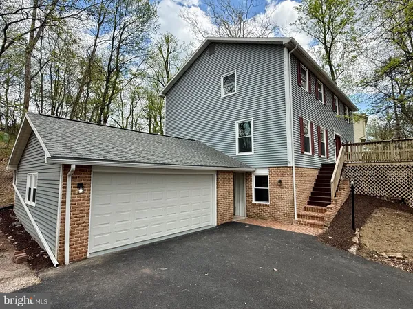 $555,000 | 11 Pine Tree Drive, New Cumberland, PA 17070