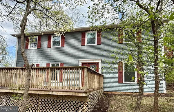 $555,000 | 11 Pine Tree Drive, New Cumberland, PA 17070