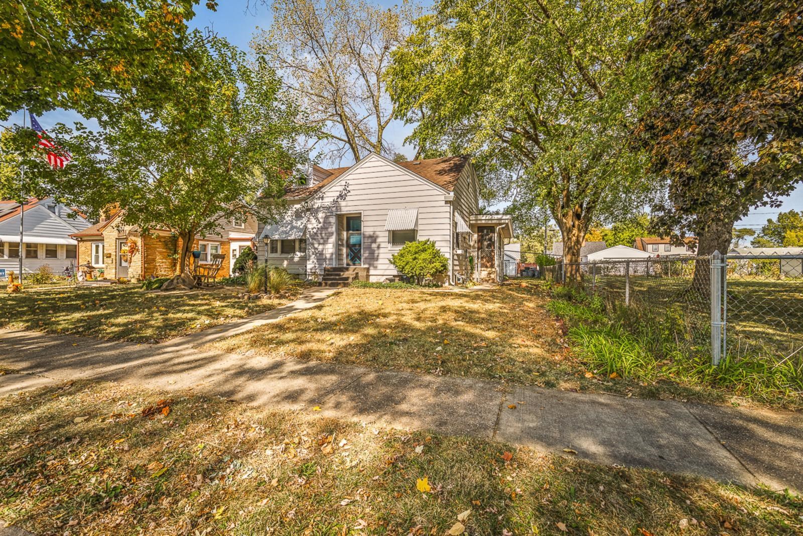 2815 Ridgeway Avenue Rockford, IL 61101 - Photo 3 of 42 Gallery Image 3
