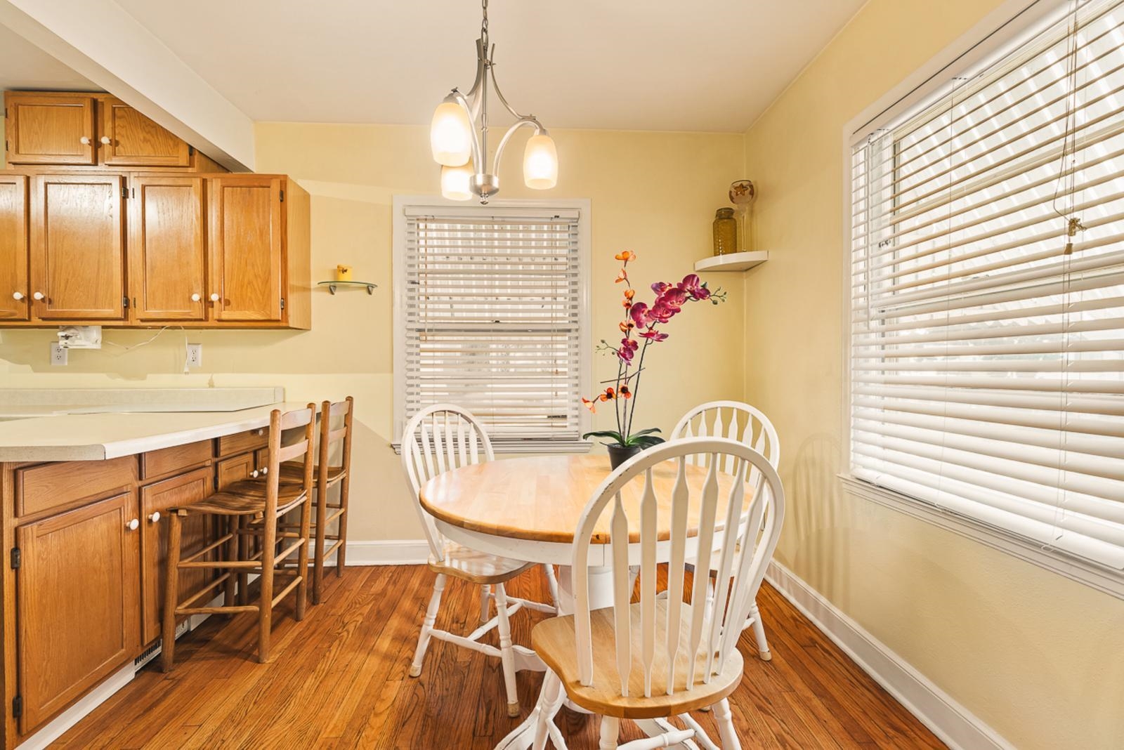 2815 Ridgeway Avenue Rockford, IL 61101 - Photo 8 of 42 Gallery Image 8