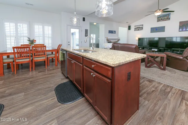 $585,900 | 102 Currituck Reserve Parkway, Moyock, NC 27958