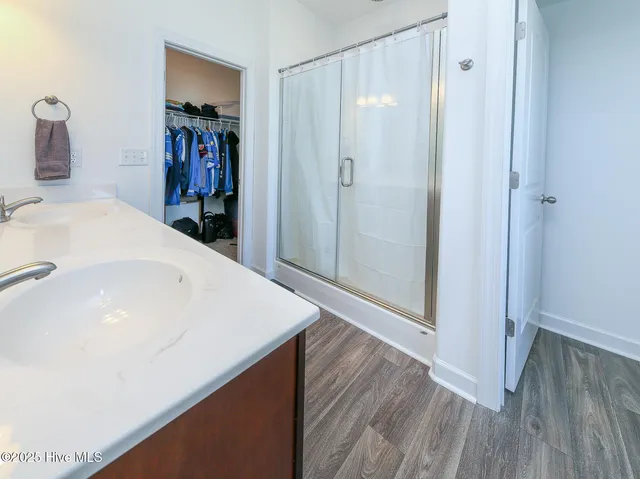 $585,900 | 102 Currituck Reserve Parkway, Moyock, NC 27958