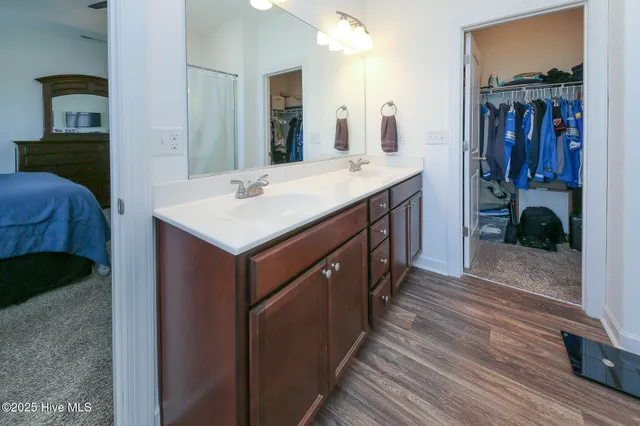 $585,900 | 102 Currituck Reserve Parkway, Moyock, NC 27958