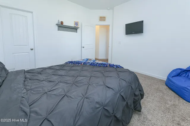 $585,900 | 102 Currituck Reserve Parkway, Moyock, NC 27958