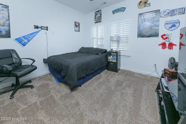 $585,900 | 102 Currituck Reserve Parkway, Moyock, NC 27958