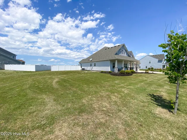 $585,900 | 102 Currituck Reserve Parkway, Moyock, NC 27958