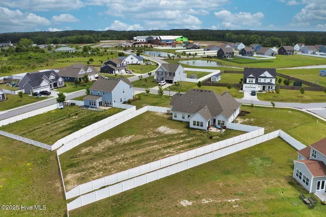 $585,900 | 102 Currituck Reserve Parkway, Moyock, NC 27958