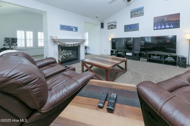 $585,900 | 102 Currituck Reserve Parkway, Moyock, NC 27958