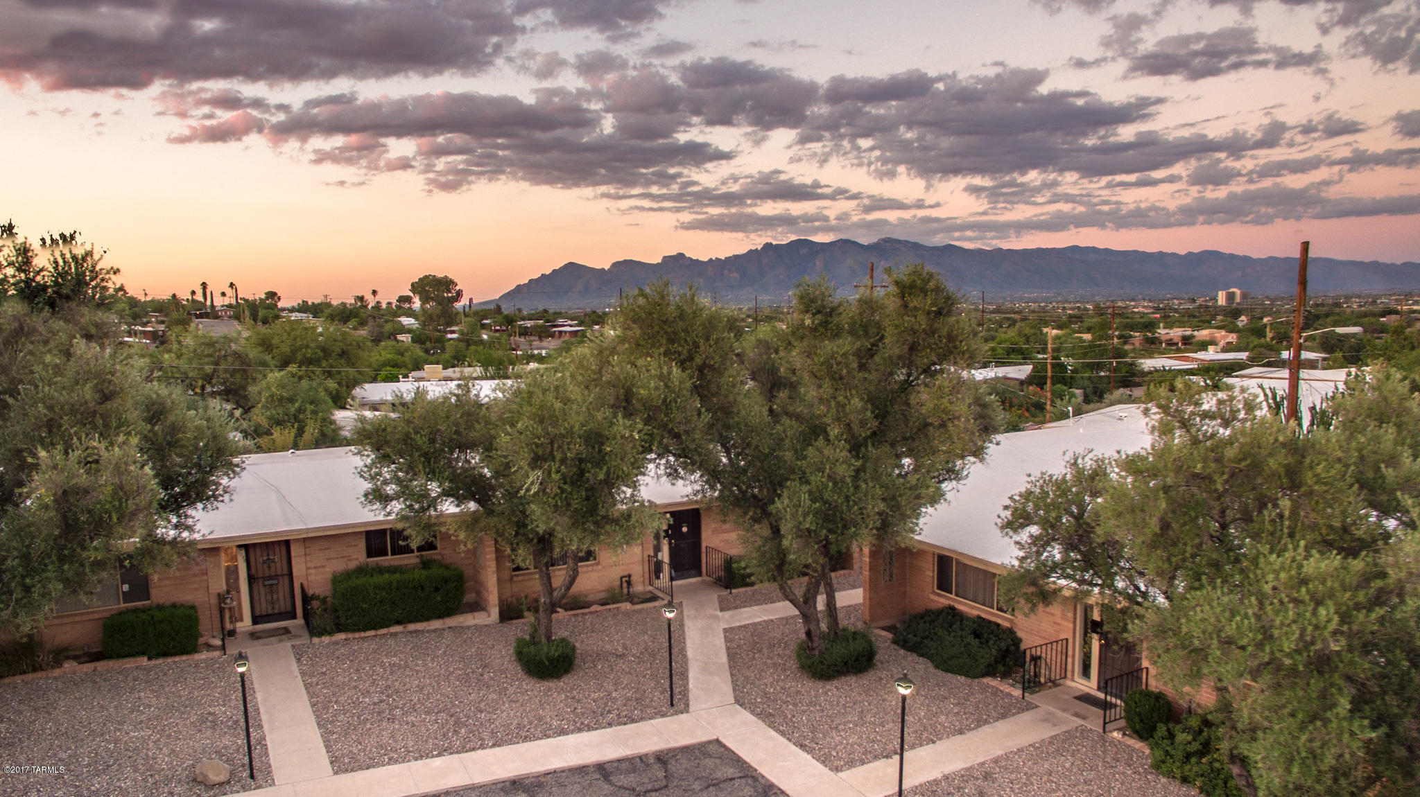 1946 West Anklam Road Tucson, AZ 85745 - Photo 6 of 40 Gallery Image 6