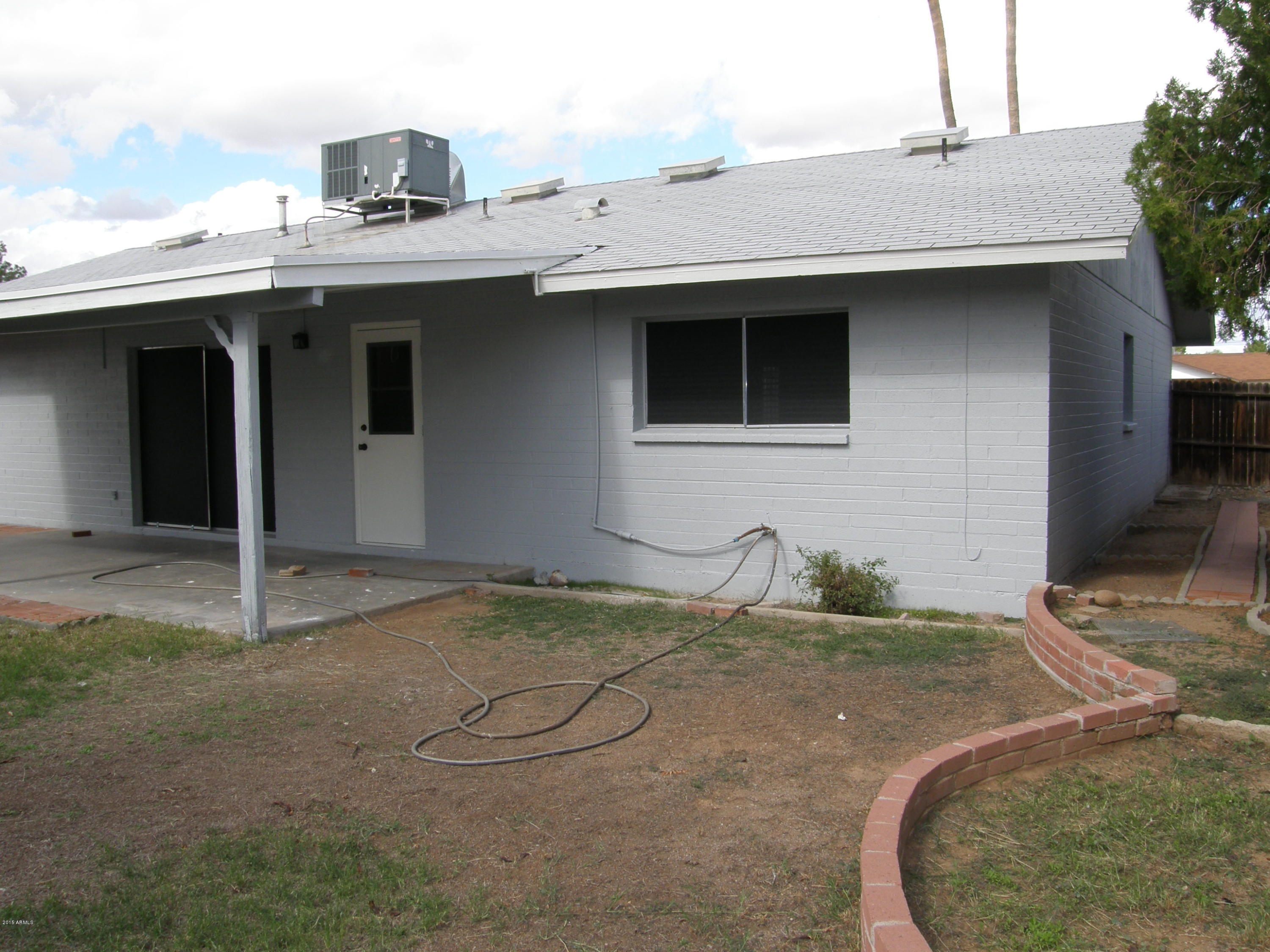 3613 West Greenway Road Phoenix, AZ 85053 - Photo 5 of 17 016
