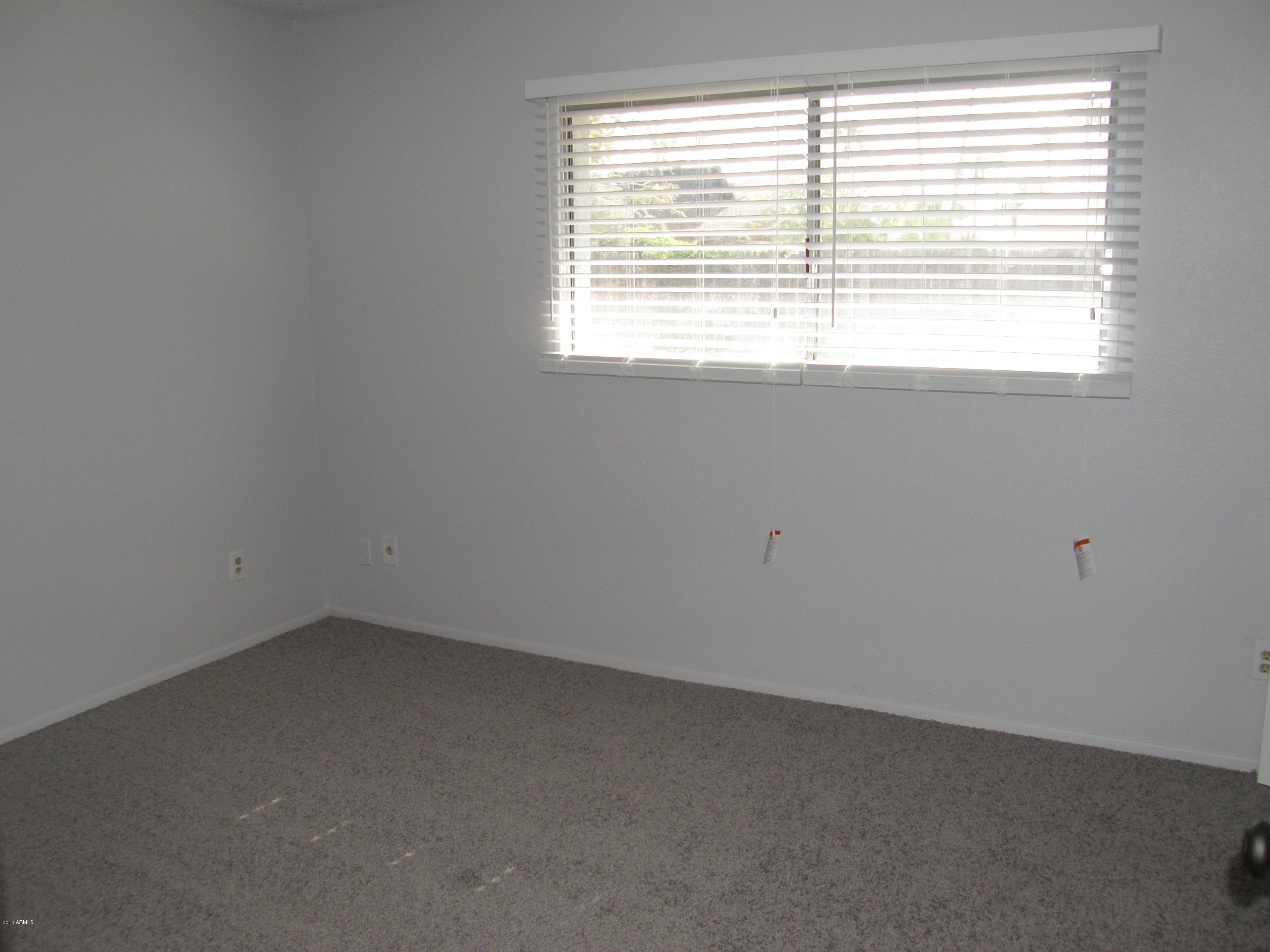 3613 West Greenway Road Phoenix, AZ 85053 - Photo 7 of 17 013