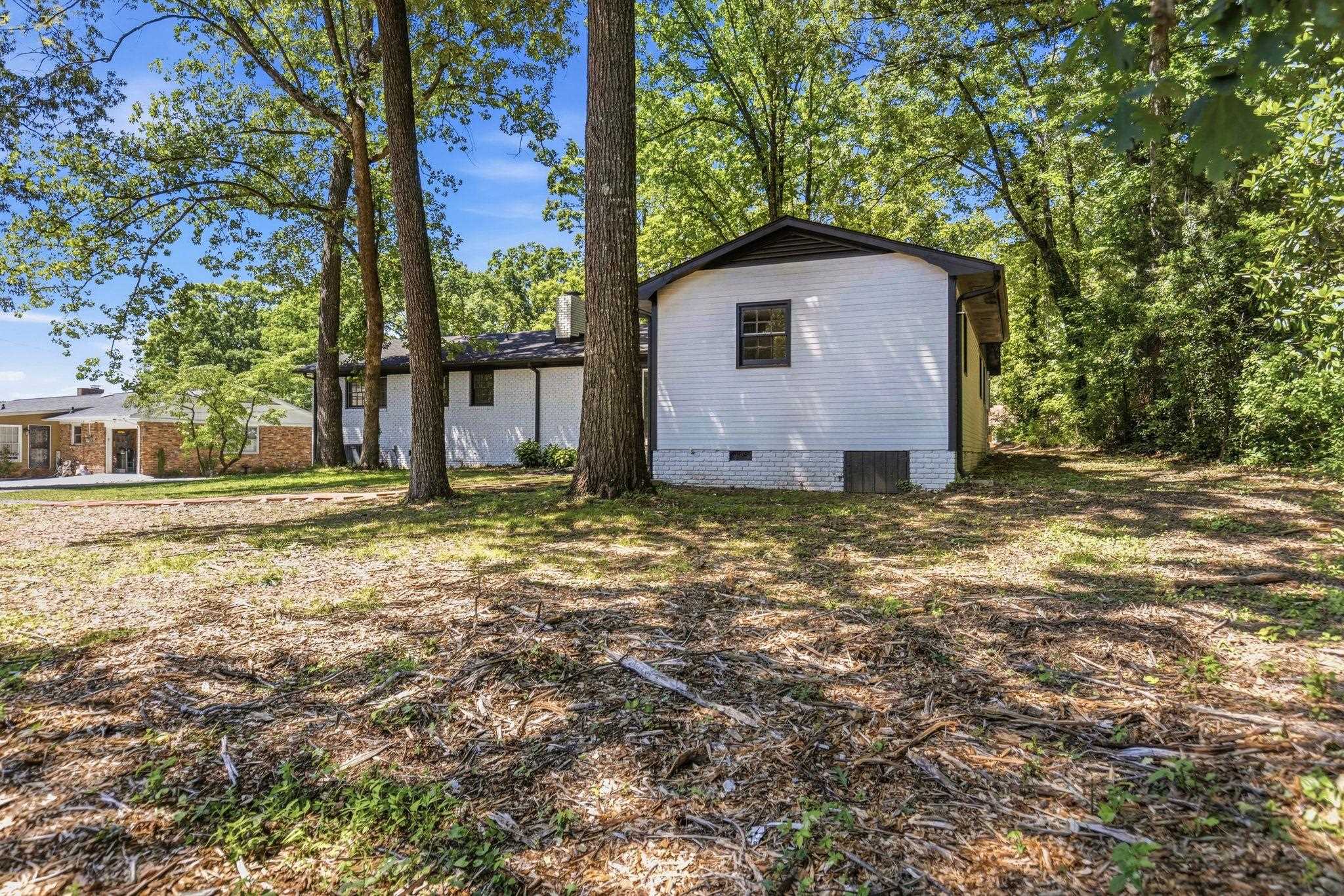 131 Ridgeway Road Spartanburg, SC 29301 - Photo 8 of 49 Gallery Image 8