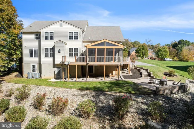 $825,000 | 6030 Clairemont Drive, Owings, MD 20736