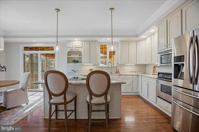 an empty room with an entryway