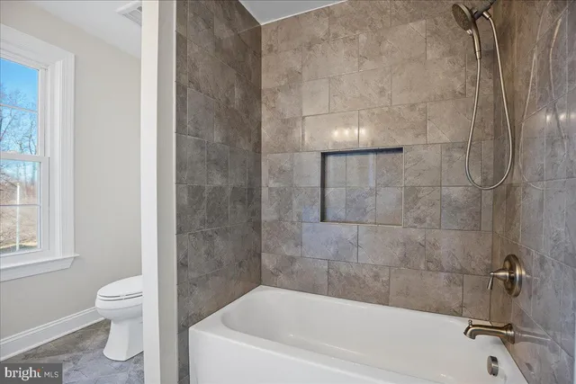 $825,000 | 6030 Clairemont Drive, Owings, MD 20736