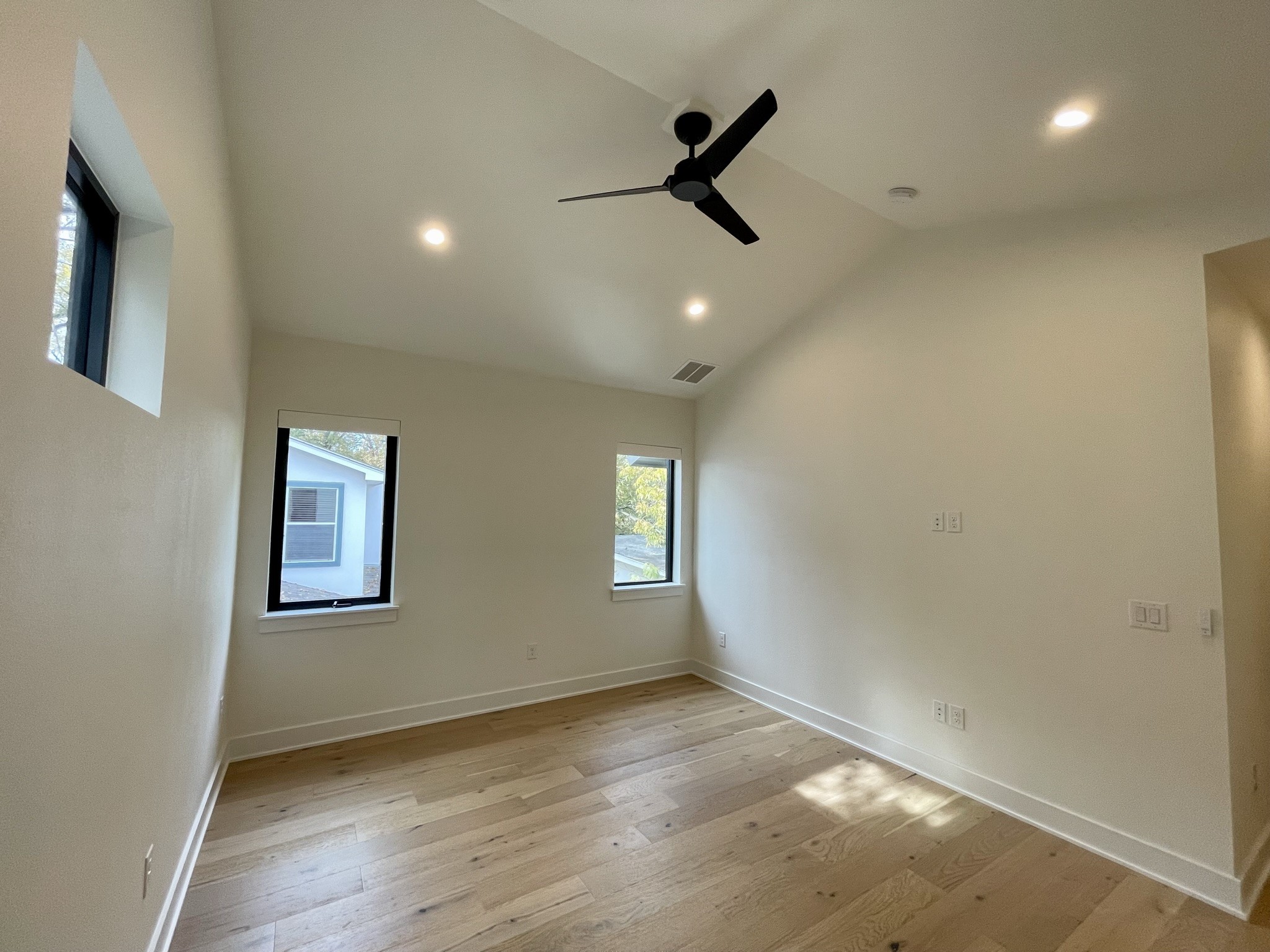 1309 Palo Duro Road, Unit 1 Austin, TX 78756 - Photo 20 of 38