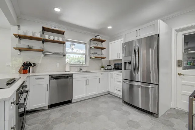 $7,000 | 309 Rilyn Drive, West Palm Beach, FL 33405