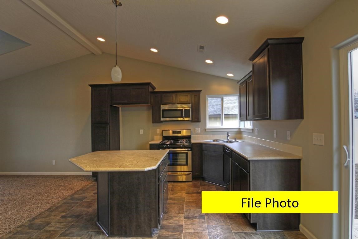 816 East Paske Road Colbert, WA 99005 - Photo 3 of 19