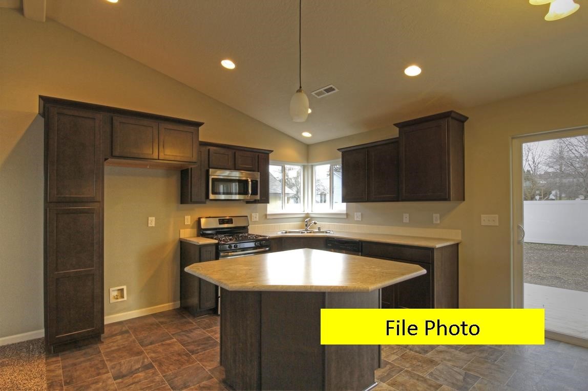 816 East Paske Road Colbert, WA 99005 - Photo 4 of 19