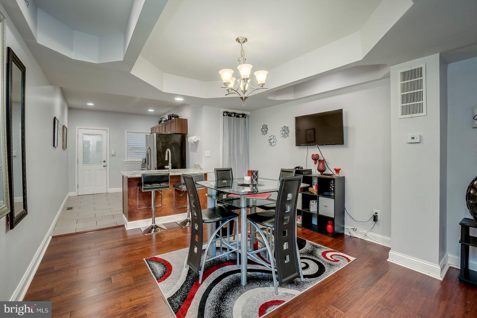 3908 Woodridge Road Baltimore, MD 21229 - Photo 11 of 38