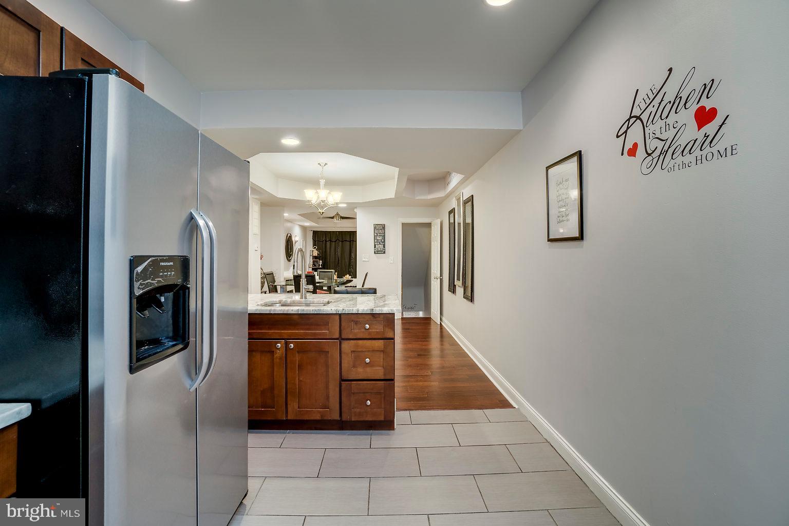 3908 Woodridge Road Baltimore, MD 21229 - Photo 16 of 38