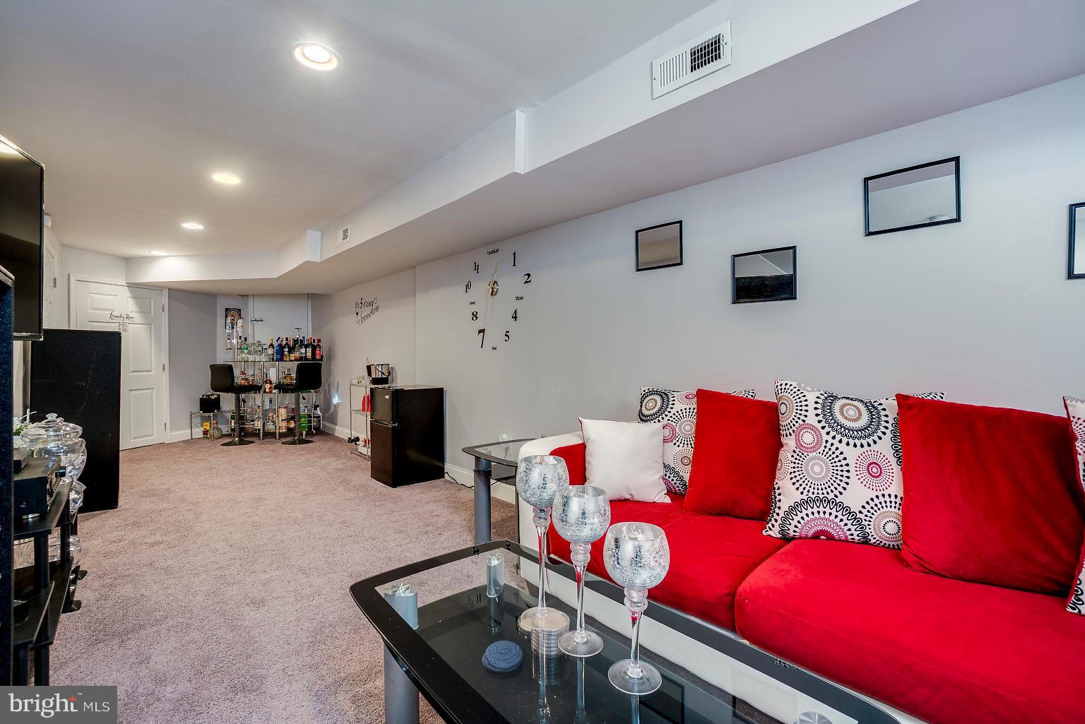 3908 Woodridge Road Baltimore, MD 21229 - Photo 22 of 38