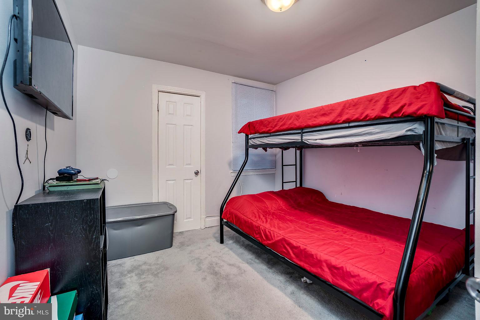 3908 Woodridge Road Baltimore, MD 21229 - Photo 28 of 38