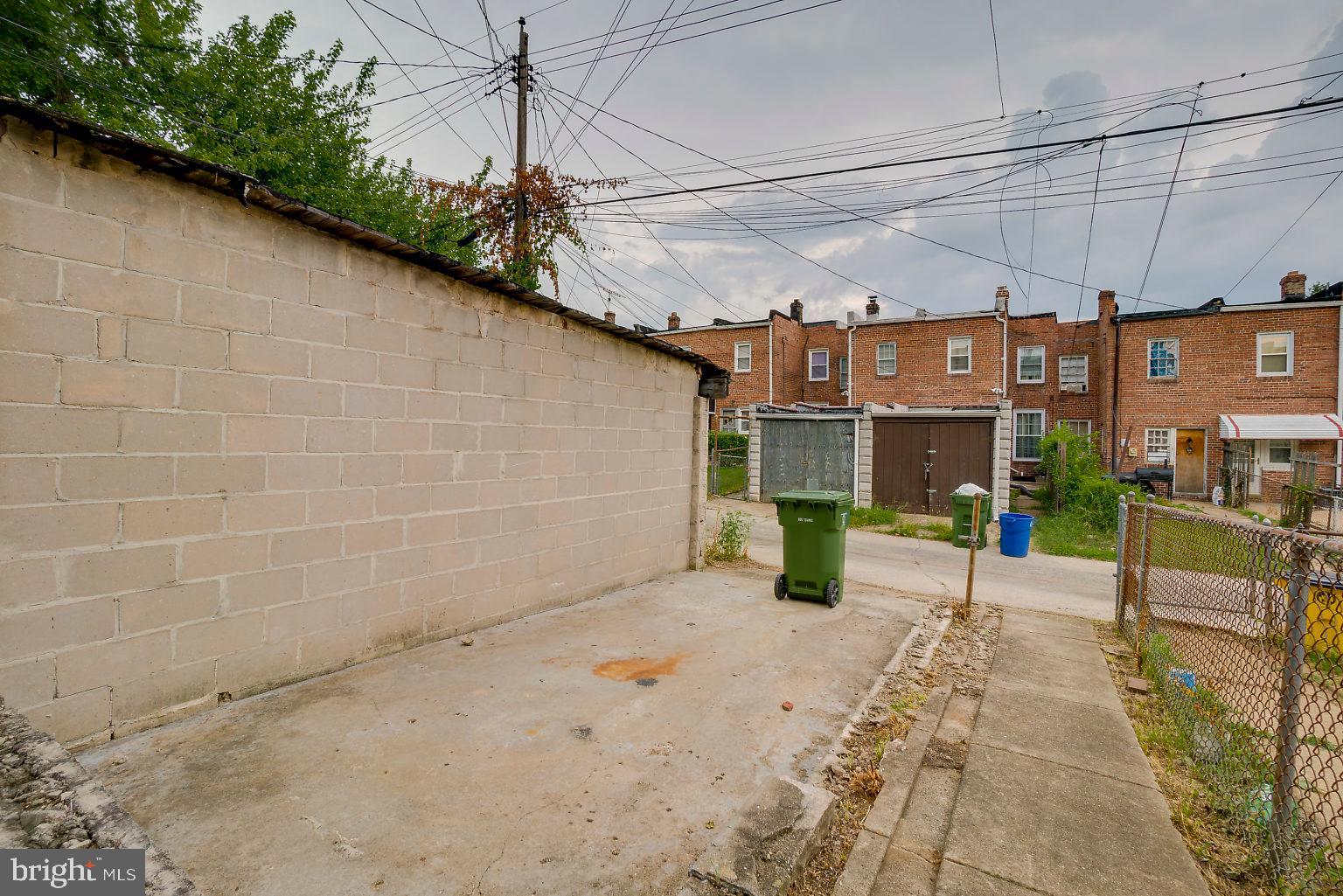 3908 Woodridge Road Baltimore, MD 21229 - Photo 36 of 38
