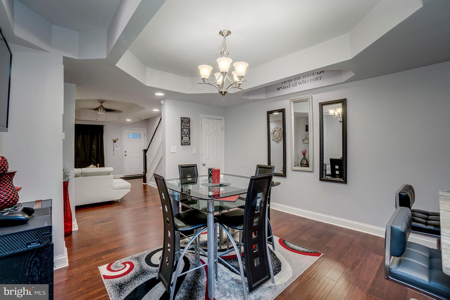 3908 Woodridge Road Baltimore, MD 21229 - Photo 6 of 38