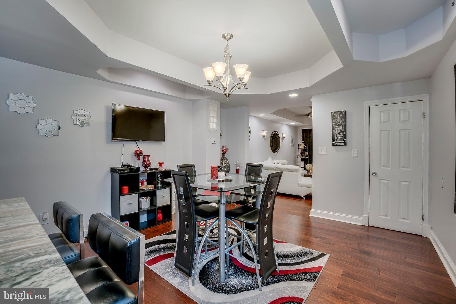 3908 Woodridge Road Baltimore, MD 21229 - Photo 7 of 38