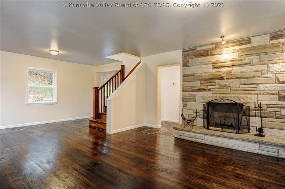 4785 Midway Road Yawkey, WV 25573 - Photo 6 of 24 Gallery Image 6
