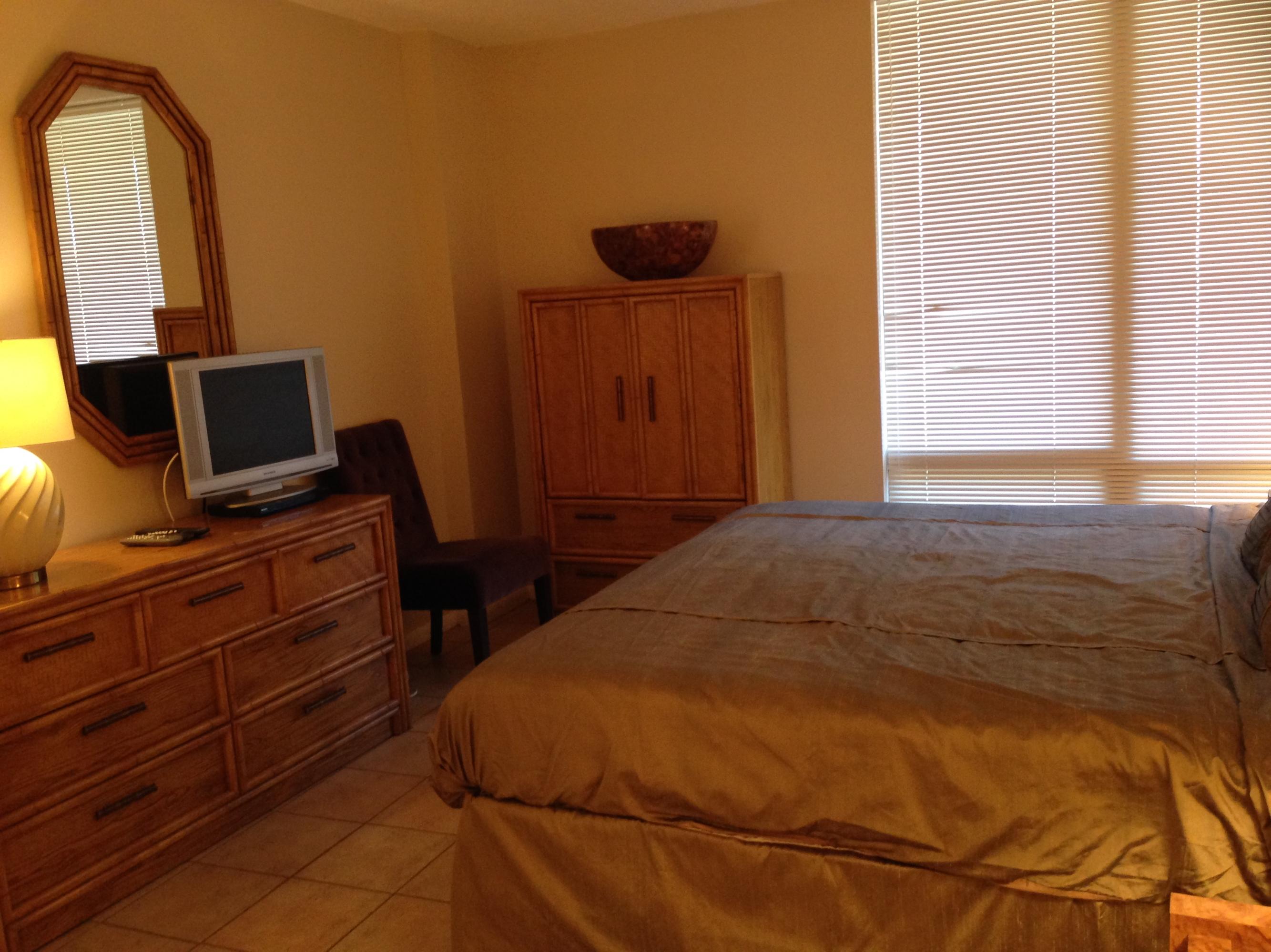 2707 North Ocean Boulevard, Unit 306D Boca Raton, FL 33431 - Photo 19 of 35 Master Bedroom