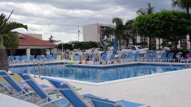 2707 North Ocean Boulevard, Unit 306D Boca Raton, FL 33431 - Photo 27 of 35 Community Pool