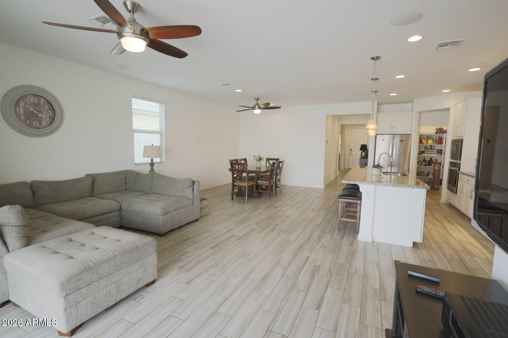 2318 East Harwell Road Phoenix, AZ 85042 - Photo 28 of 89 kitchen/great room