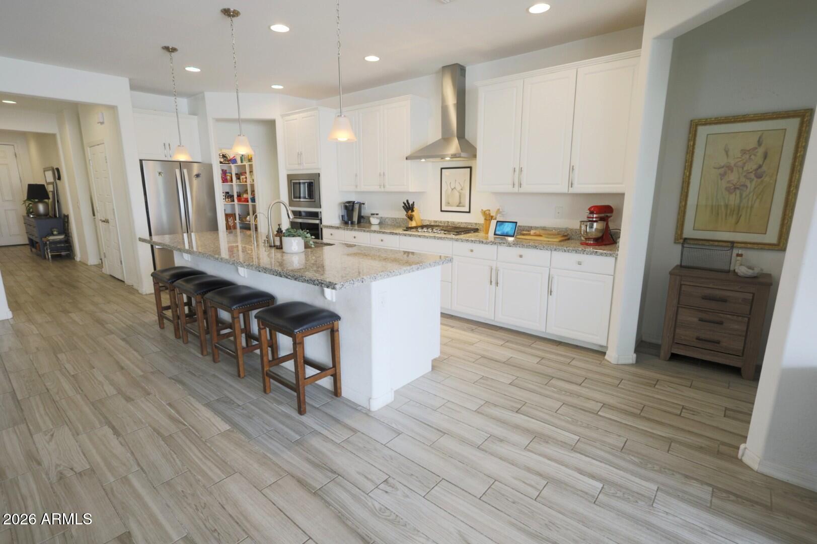 2318 East Harwell Road Phoenix, AZ 85042 - Photo 29 of 89 kitchen/great room