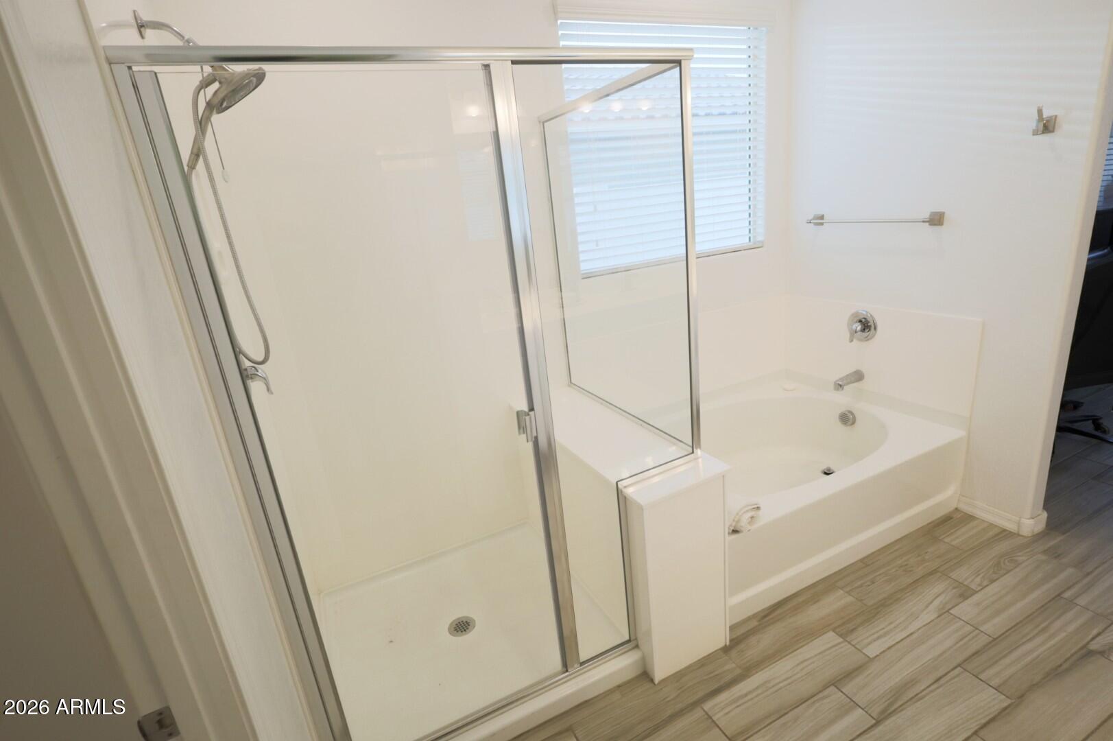 2318 East Harwell Road Phoenix, AZ 85042 - Photo 46 of 89 master bath