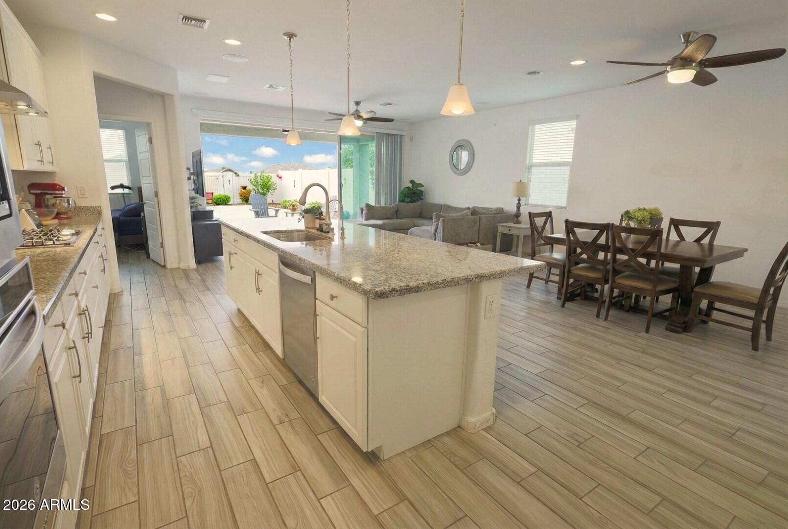2318 East Harwell Road Phoenix, AZ 85042 - Photo 55 of 89 kitchen
