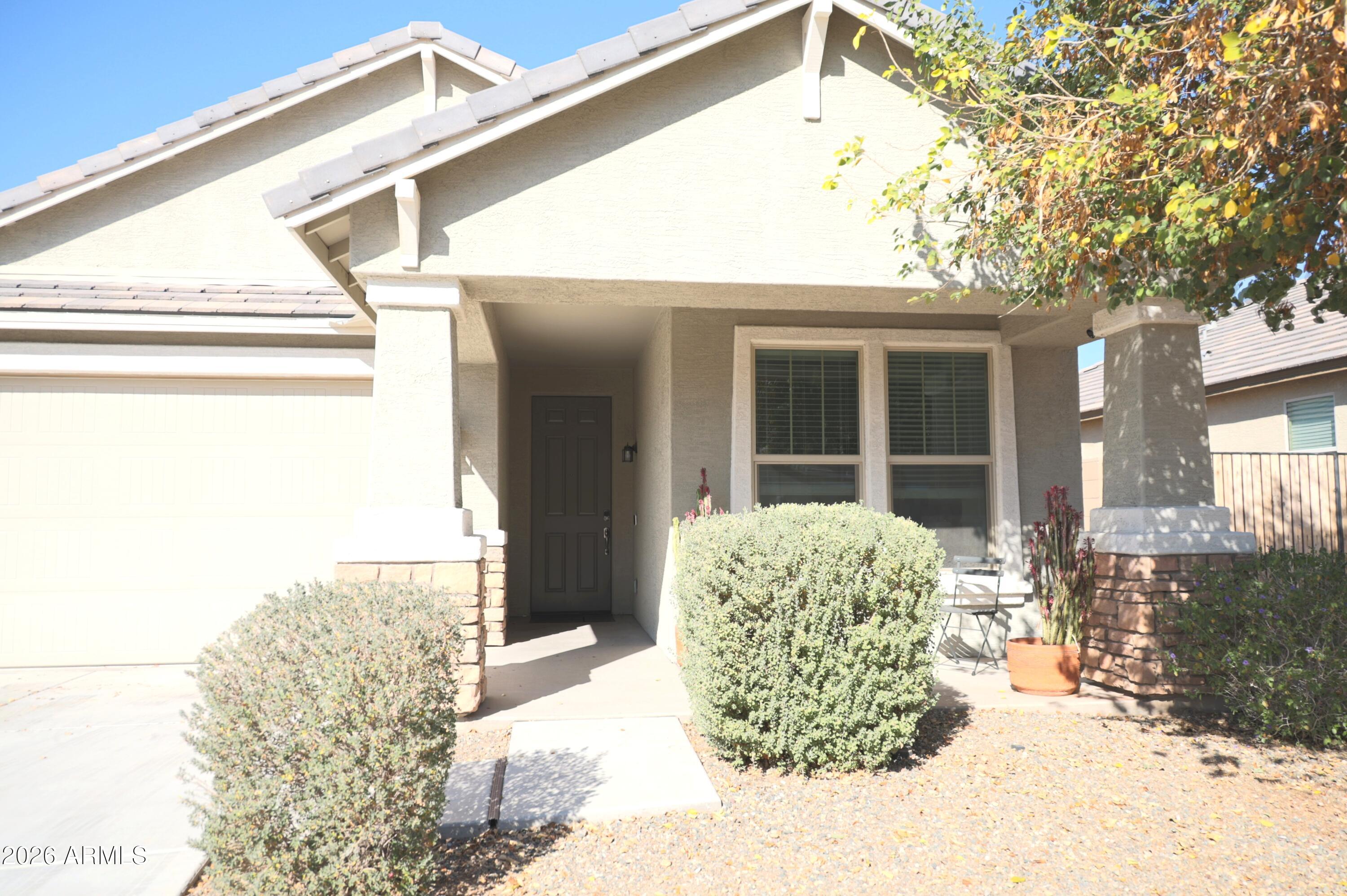 2318 East Harwell Road Phoenix, AZ 85042 - Photo 6 of 89 entrance