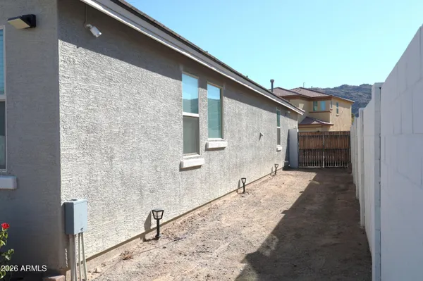 $519,000 | 2318 East Harwell Road, Phoenix, AZ 85042