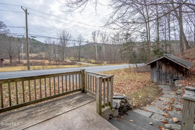 $189,900 | 403 Ashgrove Road, White Creek, NY 12816