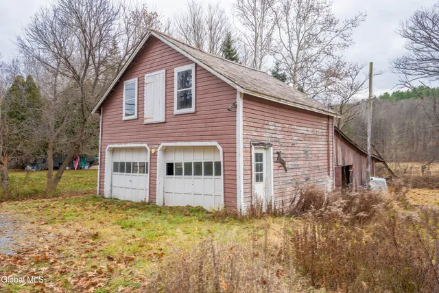 $189,900 | 403 Ashgrove Road, White Creek, NY 12816