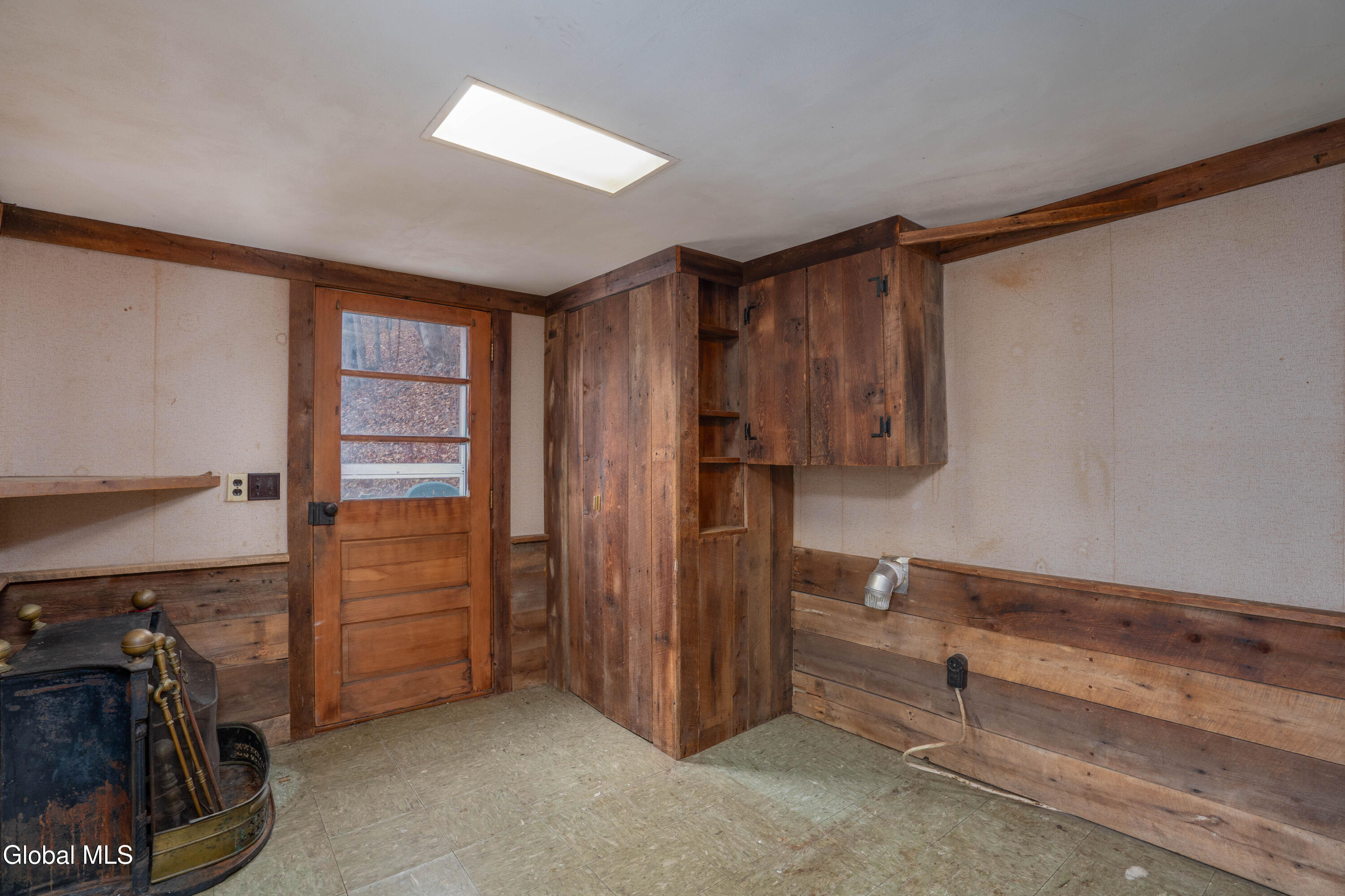 403 Ashgrove Road White Creek, NY 12816 - Photo 4 of 34 _DSC2758-Edit