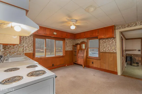 $179,900 | 403 Ashgrove Road, White Creek, NY 12816