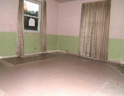 71 Coraopolis Road Coraopolis, PA 15108 - Photo 2 of 8 Gallery Image 2